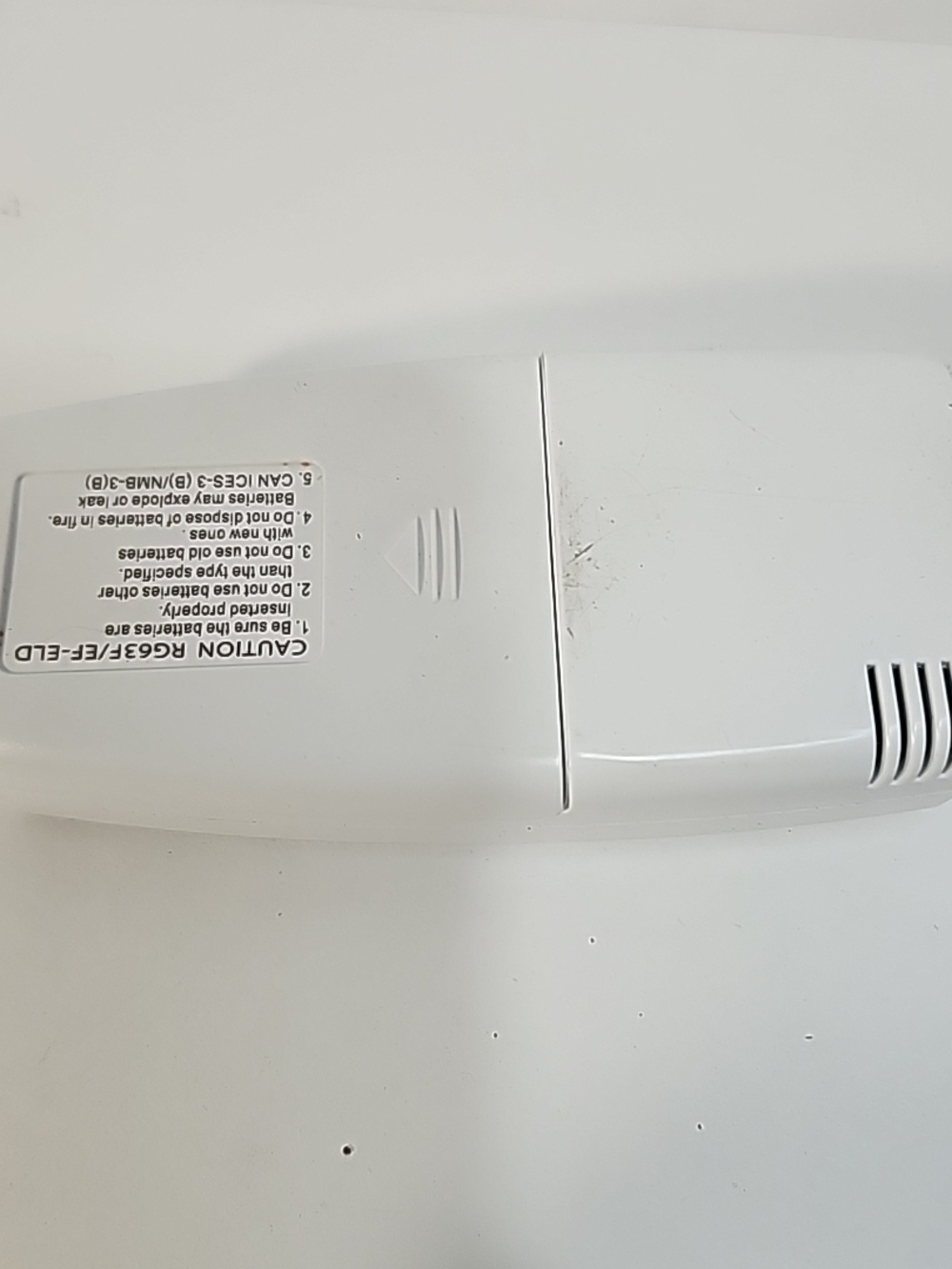 Frigidaire White Remote Control for HVAC - Digital Temp/Timer - Picture 3 of 7